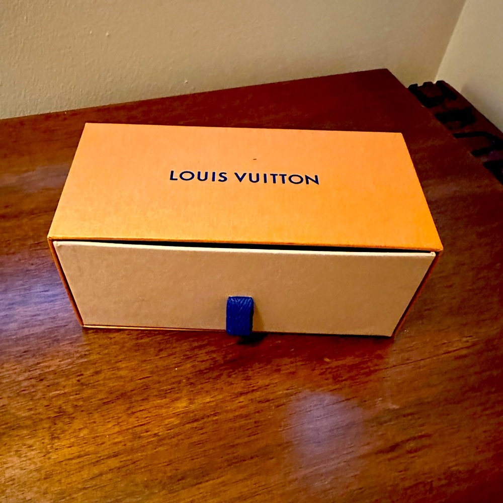Louis Vuitton sunglasses box